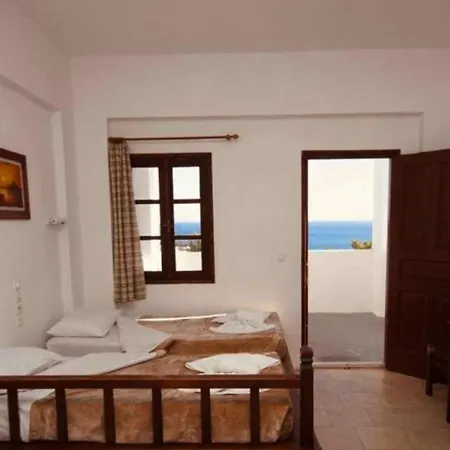 Hotel Karpathios Studios