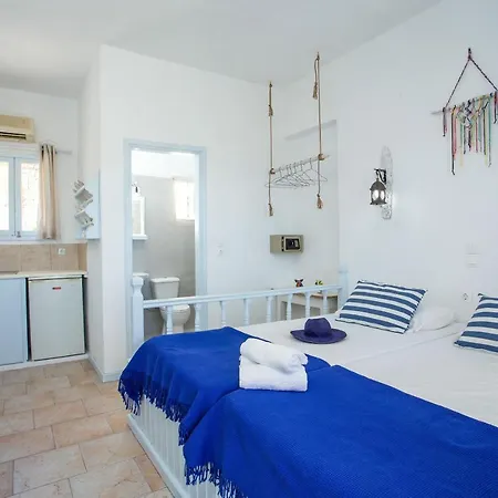 Karpathios Studios Hotel Pefki
