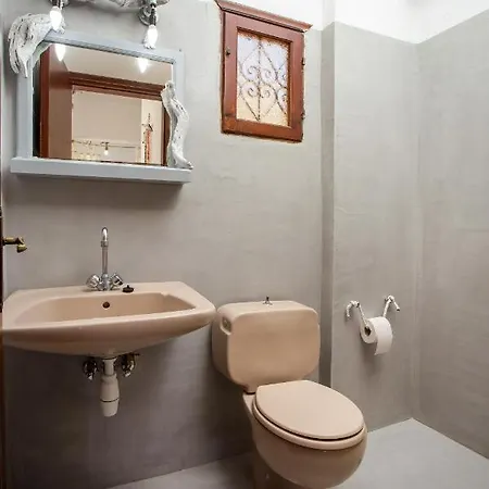 Karpathios Studios Hotel Pefki (Rhodes)